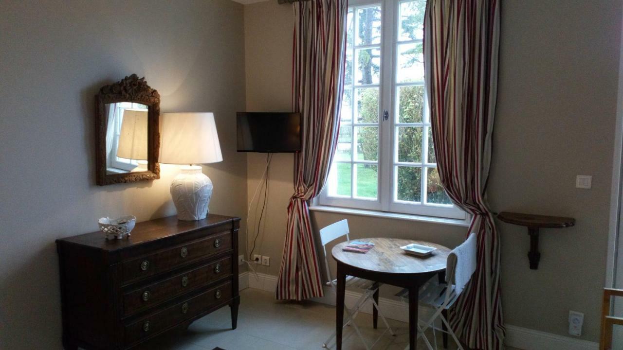 Chambre D'Hotes De La Vallee Montaure Екстериор снимка